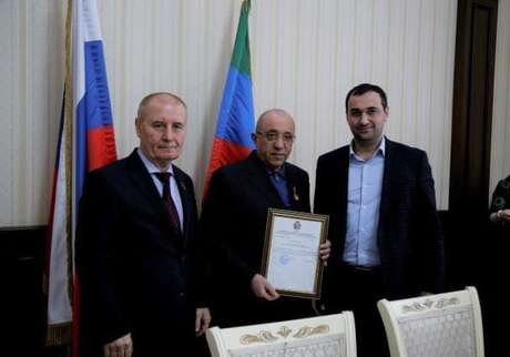 Знаком отличия «За заслуги перед городом Дербентом» награжден генеральный директор АО "ДКК"